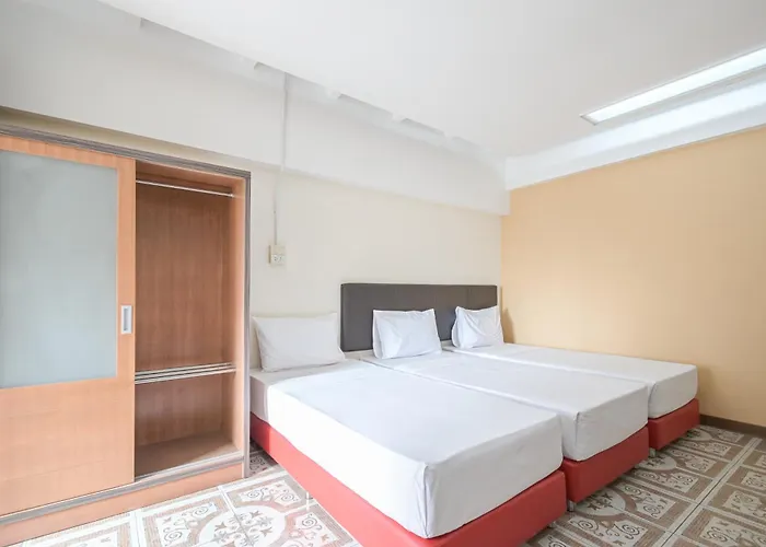 Ac Habitat Aparthotel
