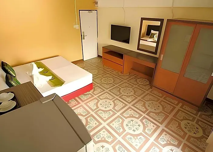 Ac Habitat Aparthotel Bangkok