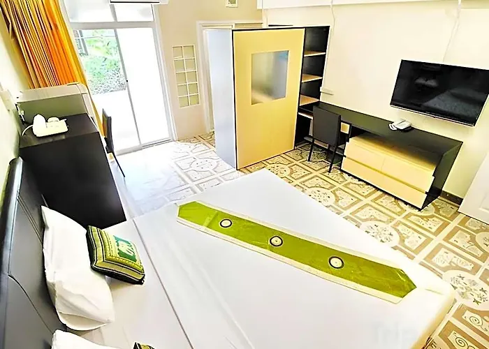 Ac Habitat Aparthotel Bangkok